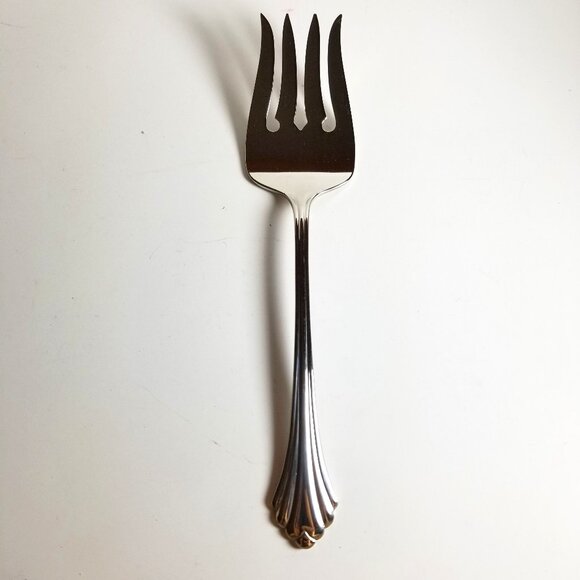 The Oneida Large Serving Stainless Steel Fork made in USA - Picture 1 of 4